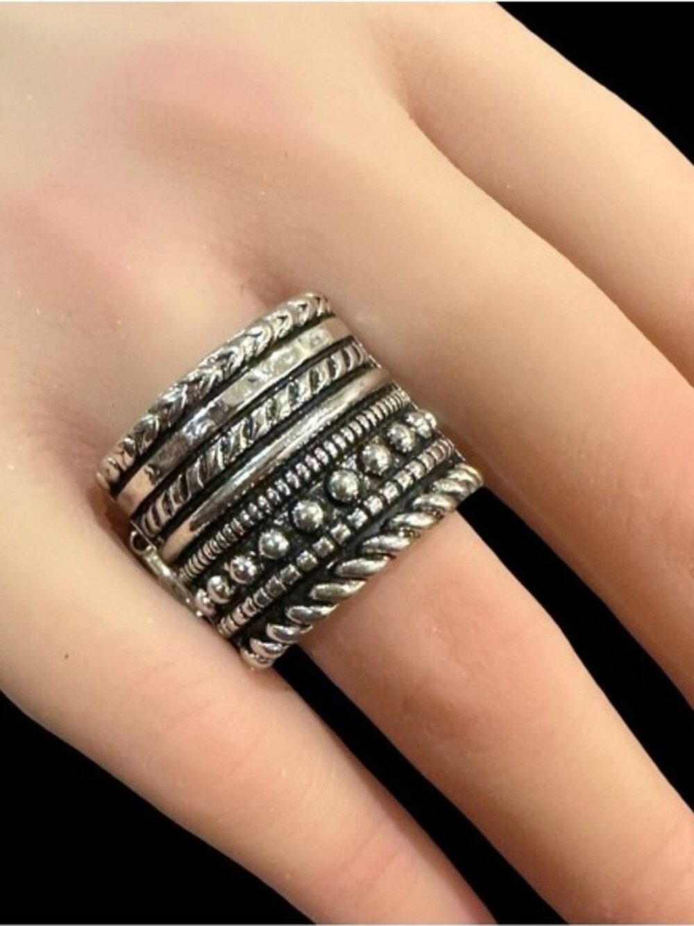 Boho Stretch Ring Silver Tone Chunky Textured Size 8 Womens Jewelry Gift